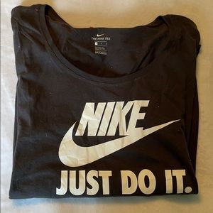 Nike T-shirt